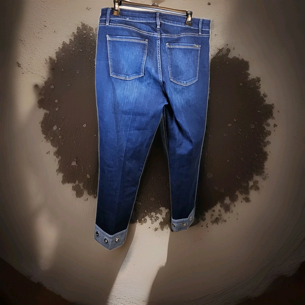 White House Black Market Blanc Mid Rise Ankle Jeans With Brass Rings - Size 12